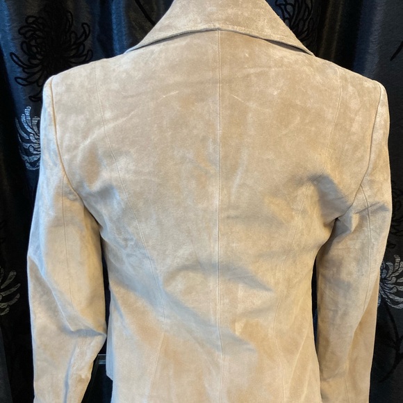 Ann Klein Suede Blazer - Picture 2 of 7